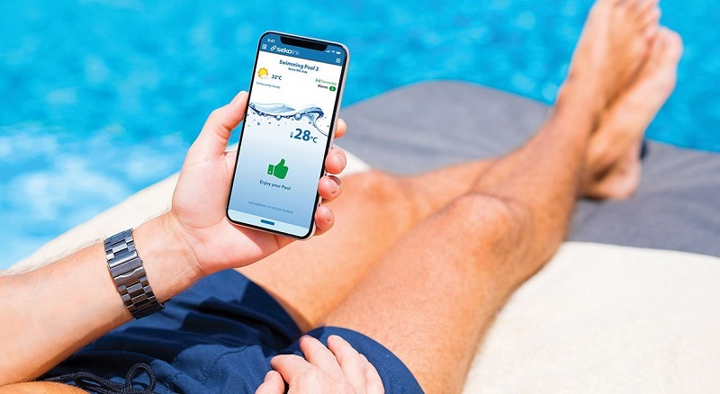 Practical Swimming Pool Monitoring and Cleaning Tips for Pool Owners